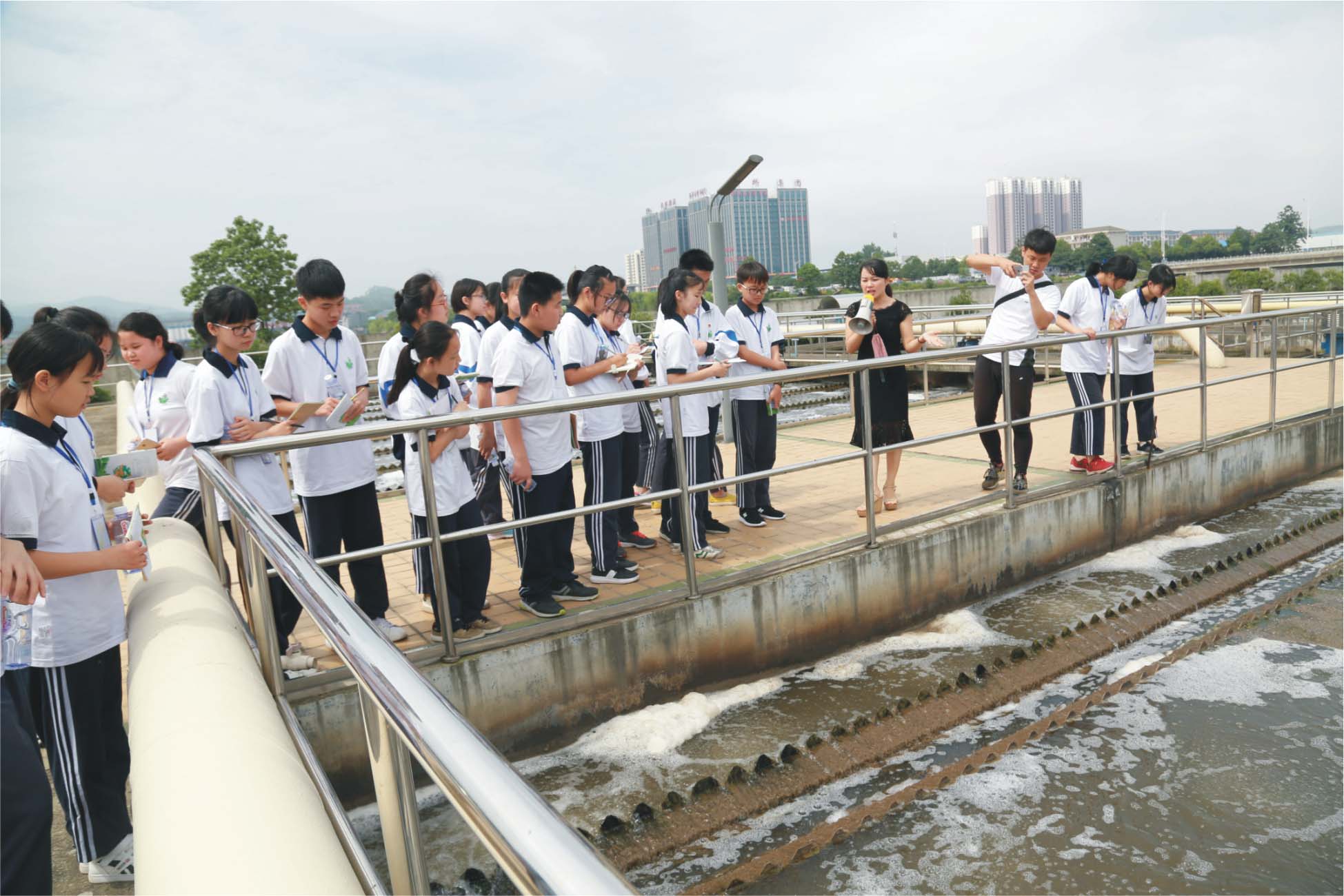 1584437134294604.jpg 实践现场.jpg